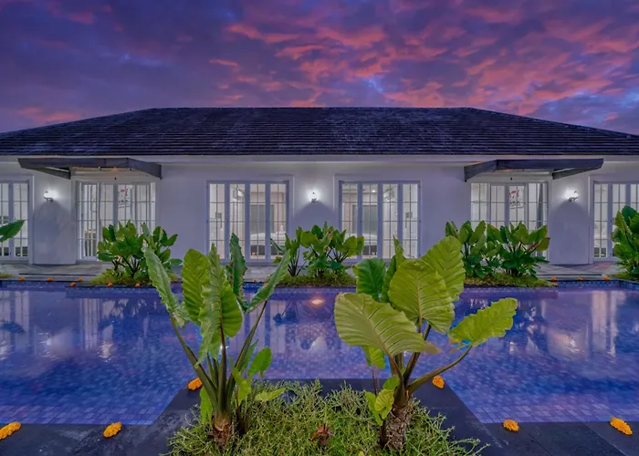 3bd Modern In With Bbq & Huge Shared Pool サヌール