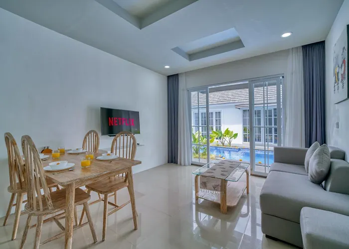 3bd Modern In With Bbq & Huge Shared Pool サヌール
